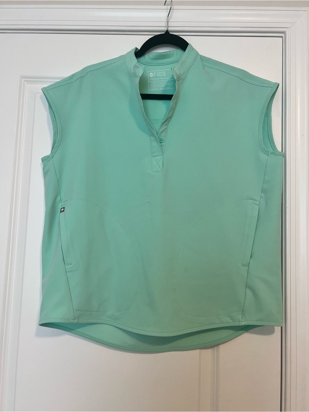 Figs Oversized Rafaela Scrub Top in Mariner